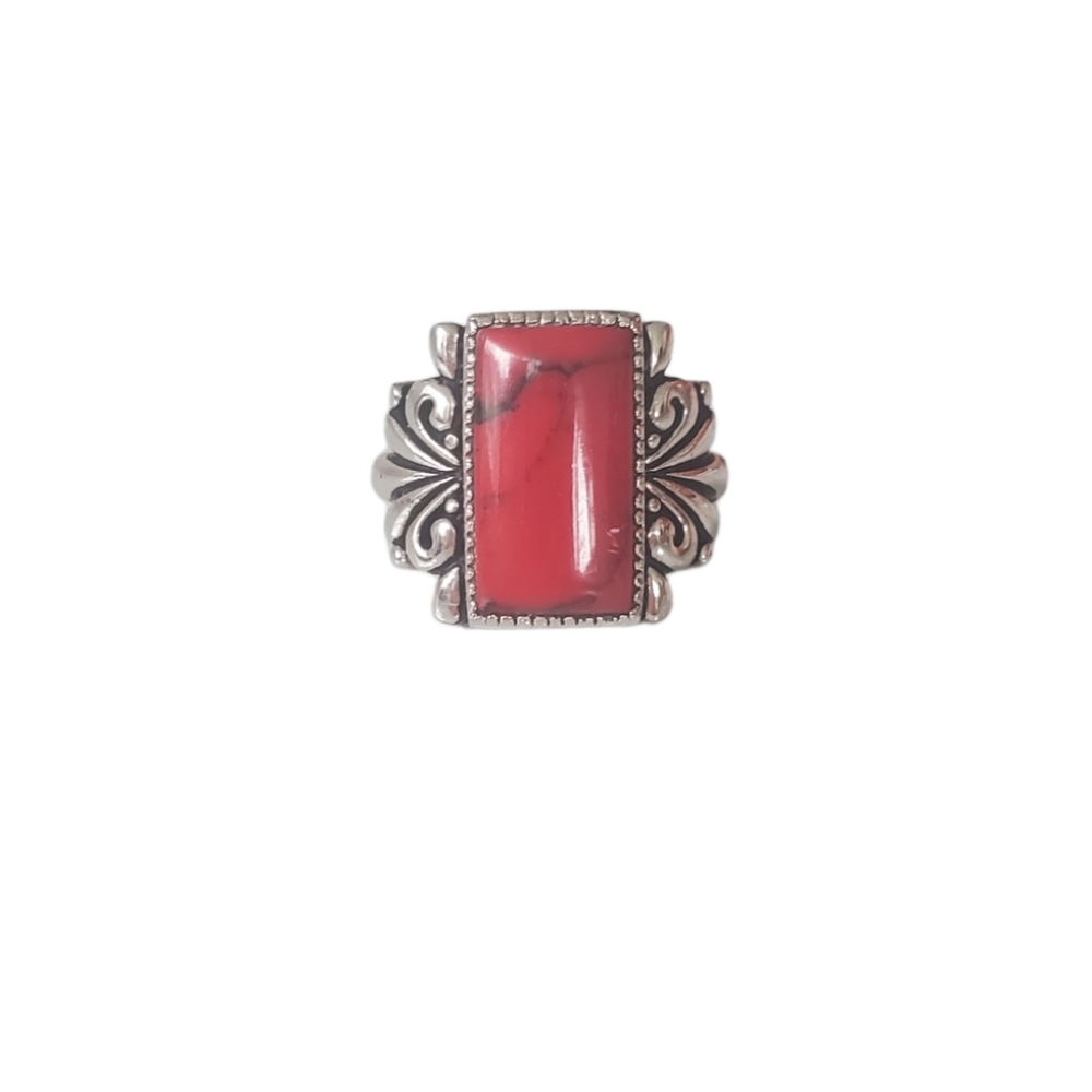 Red statement ring - Picture 2 of 4